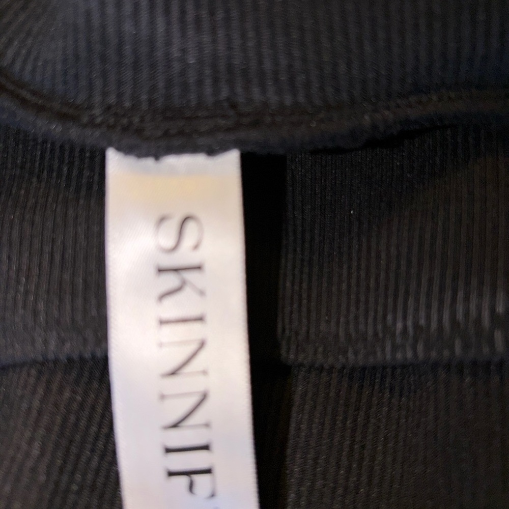 SKINNIFY Black High-Waist Leggings 8 total resistant bands Sz Small - Picture 3 of 4